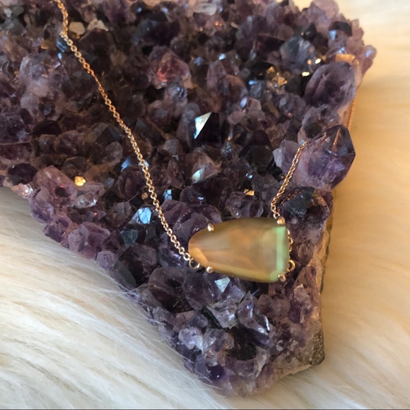 Kendra Scott Isla necklace - Picture 2 of 4